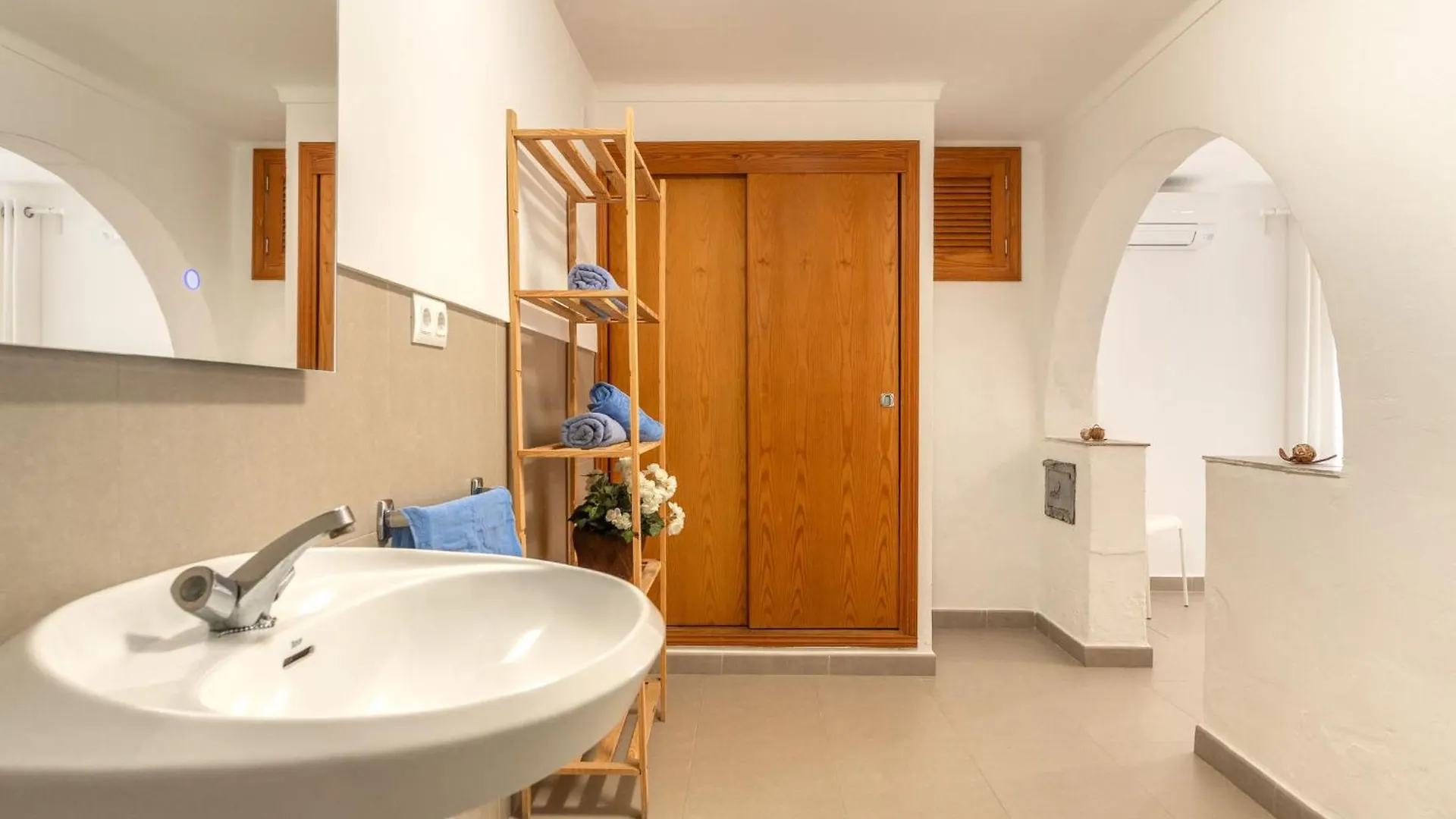 Apartment Clara B - Csv177 By Interhome Cala San Vicente